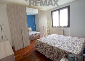 Camera / camera da letto - Two-room apartment Via Puccini
 
1, Cesate - photo 13