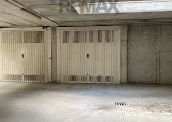 Parcheggio - Two-room apartment Via Puccini
 
1, Cesate - photo 33