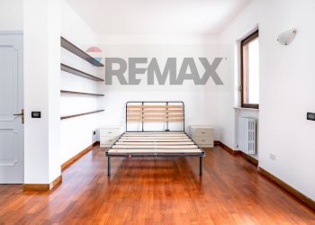 Camera / camera da letto - Semi-detached house VIA BANFI
 
15, Garbagnate Milanese - photo 16