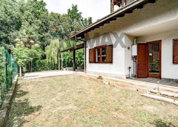 Casa all\'aperto - Semi-detached house VIA BANFI
 
15, Garbagnate Milanese - photo 43