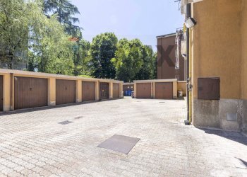 Terrazza - Negozio Via Monte Bianco
 
21C, Monza - foto 17