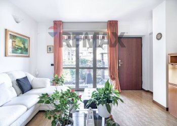 Soggiorno - Villa a Schiera VIA PAGANINI
 
35, Caronno Pertusella - foto 6