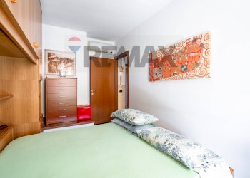 Camera / camera da letto - Villa a Schiera VIA PAGANINI
 
35, Caronno Pertusella - foto 18