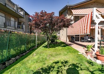 Giardino - Villa a Schiera VIA PAGANINI
 
35, Caronno Pertusella - foto 31