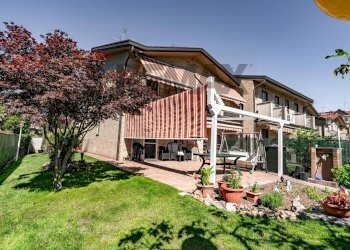 Casa all\'aperto - Villa a Schiera VIA PAGANINI
 
35, Caronno Pertusella - foto 32