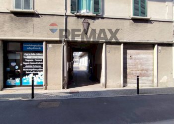 Edificio all\'aperto - Three-room apartment VIA DURINI
 
36, Gorla Minore - photo 1