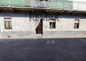 Edificio all\'aperto - Three-room apartment VIA DURINI
 
36, Gorla Minore - photo 7