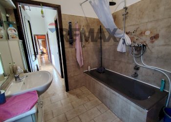 Bagno - Three-room apartment VIA DURINI
 
36, Gorla Minore - photo 19
