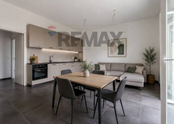 Sala da pranzo - Bilocale via papa urbano III
 
7, Inverigo - foto 1