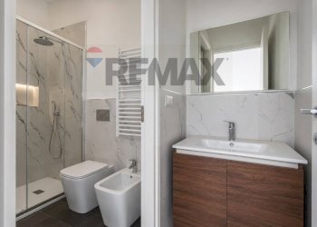 Bagno - Bilocale via papa urbano III
 
7, Inverigo - foto 7