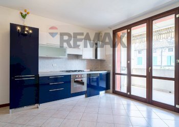 Cucina - Trilocale via nando pesci
 
26, Medesano - foto 3