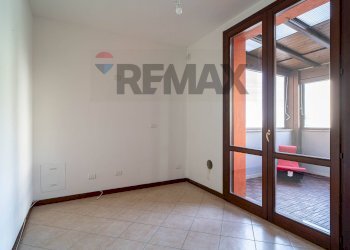 Stanza vuota - Trilocale via nando pesci
 
26, Medesano - foto 14