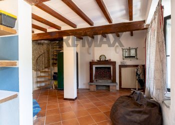 Soggiorno - Casa semi indipendente Strada Torregiani
 
35, Collecchio - foto 6