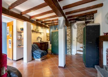 Soggiorno - Casa semi indipendente Strada Torregiani
 
35, Collecchio - foto 40