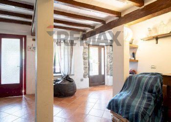 Camera / camera da letto - Casa semi indipendente Strada Torregiani
 
35, Collecchio - foto 42
