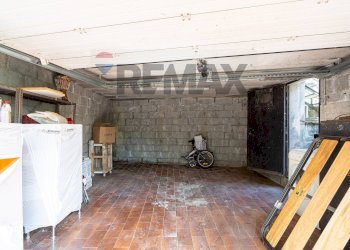 Parcheggio - Casa semi indipendente Strada Torregiani
 
35, Collecchio - foto 44