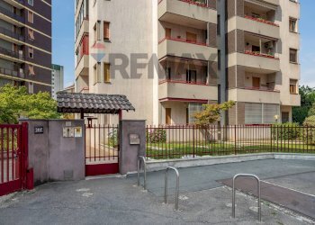 Edificio all\'aperto - Trilocale Via Leopardi
 
241/C, Sesto San Giovanni - foto 2