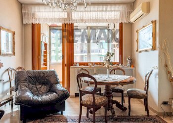 Sala da pranzo - Trilocale Via Leopardi
 
241/C, Sesto San Giovanni - foto 23