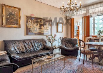 Sala da pranzo - Trilocale Via Leopardi
 
241/C, Sesto San Giovanni - foto 28