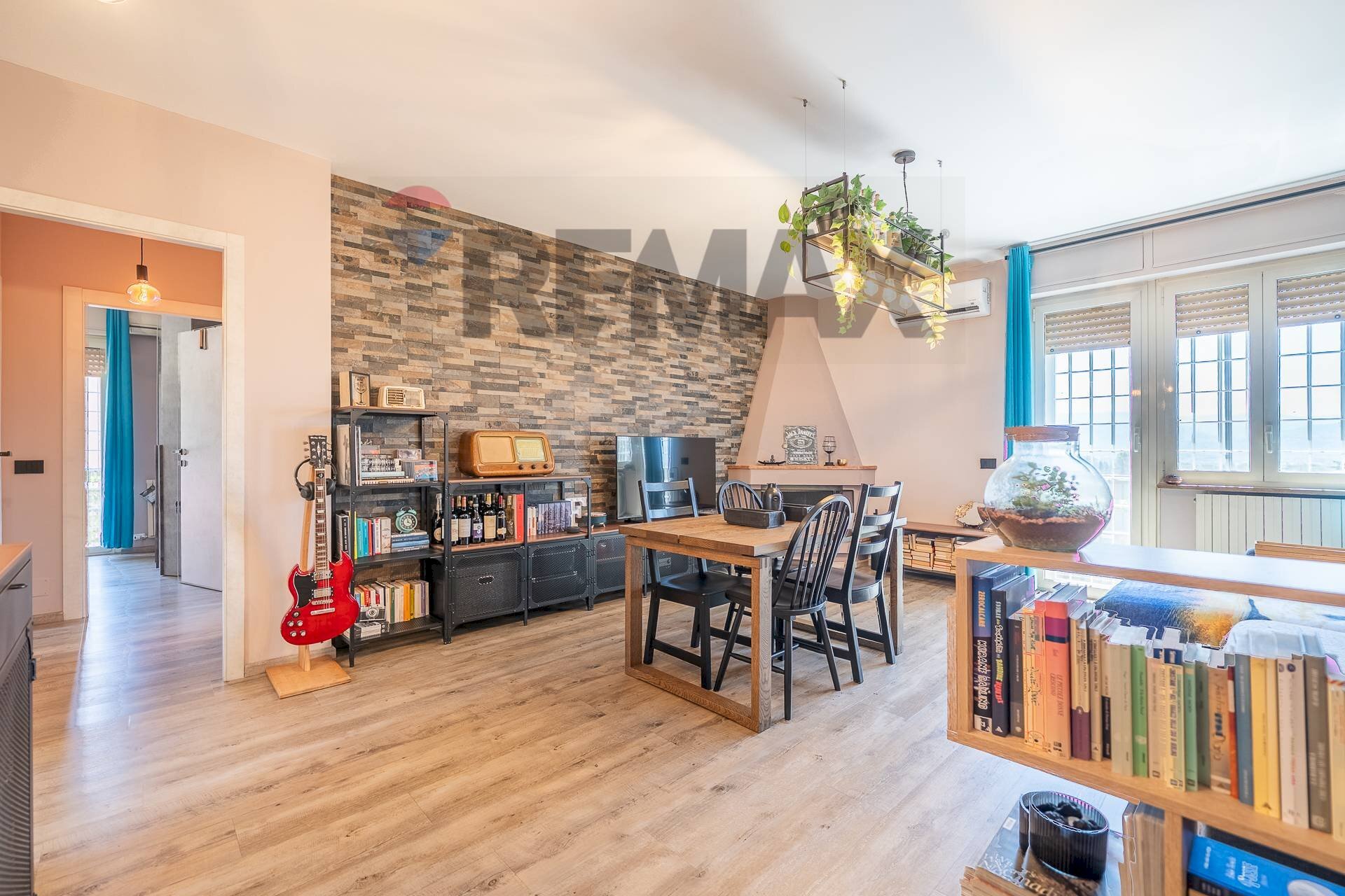 Sala da pranzo - Trilocale Via Tagliamento
20, Guidonia Montecelio - foto 2
