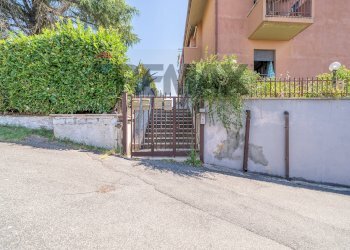 Edificio all\'aperto - Trilocale Via Tagliamento
20, Guidonia Montecelio - foto 33