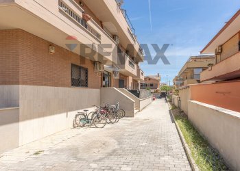 Edificio all\'aperto - Bilocale Via del Portico placidiano
 
108, Fiumicino - foto 18