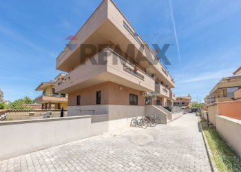 Edificio all\'aperto - Bilocale Via del Portico placidiano
 
108, Fiumicino - foto 34