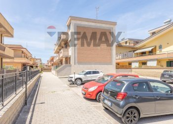 Edificio all\'aperto - Bilocale Via del Portico placidiano
 
108, Fiumicino - foto 37