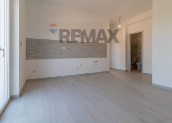 Stanza vuota - Trilocale Via Corvara
44, Roma - foto 3