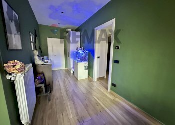 Hall / corridoio - Quadrilocale Via Piave
 
164, Napoli - foto 7