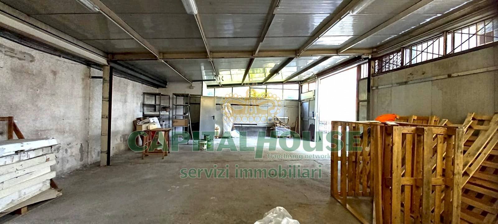 Foto 2 - Warehouse ZONA VARIANTE, San Prisco - photo 2