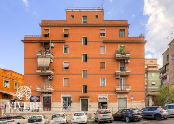 Foto 1 - Commercial Premises Via Dei Gelsi, Roma - photo 1