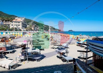 Foto 56 - Three-room apartment regione massabò
 
39, Alassio - photo 56