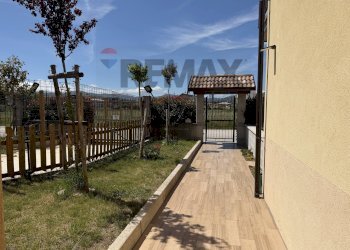 Giardino - Semi-detached house Via delle Confetture
 
8, Castel di Sangro - photo 29