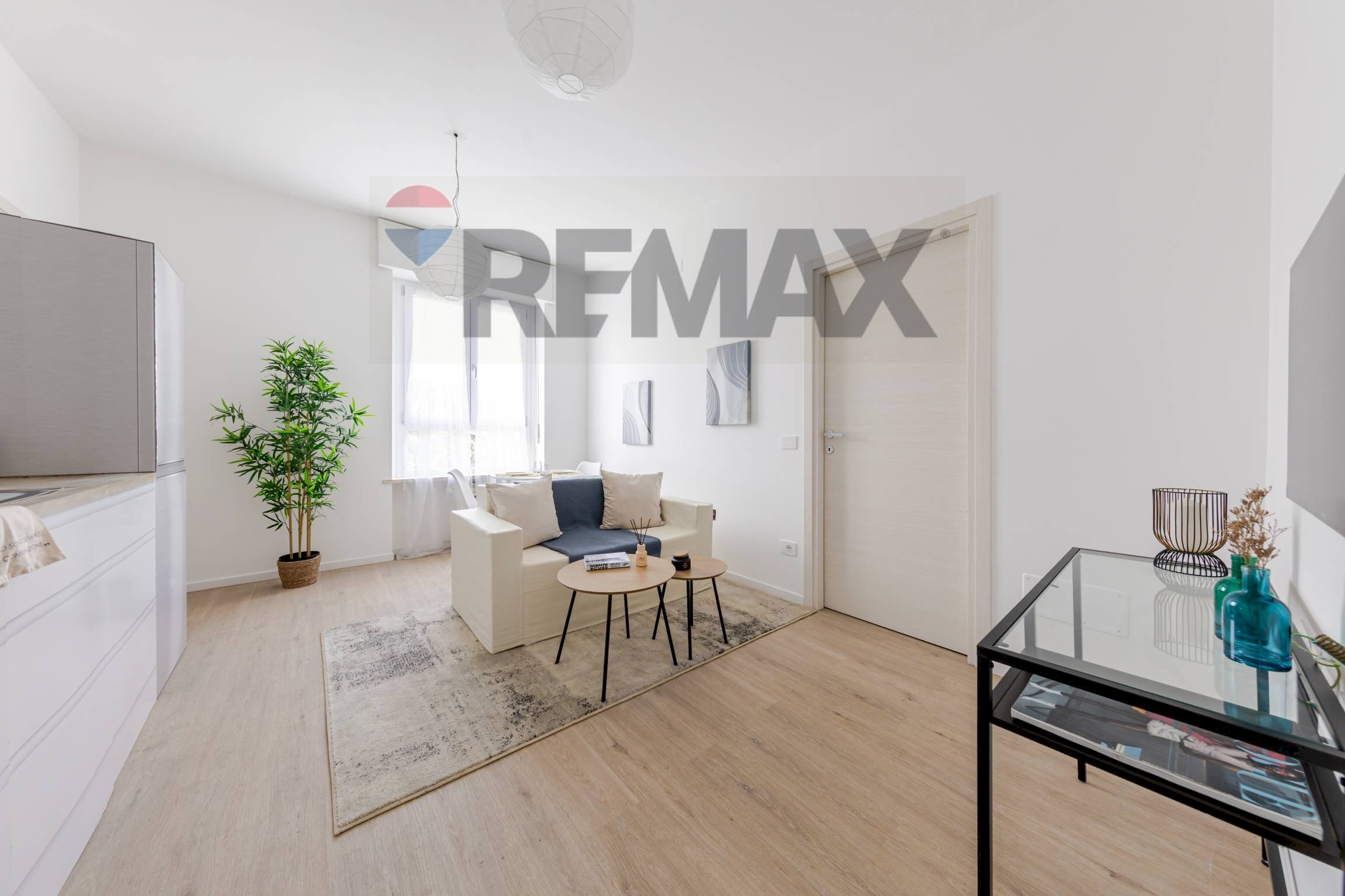 Sala da pranzo - Two-room apartment via civenna
 
1, Milano - photo 2