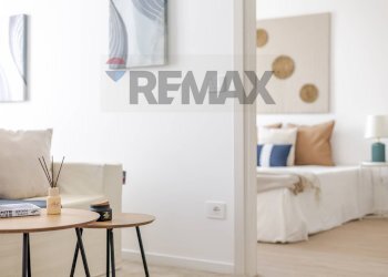 Hall / corridoio - Two-room apartment via civenna
 
1, Milano - photo 19