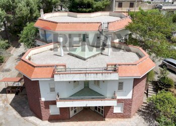 Casa all\'aperto - Villa VIA SANTA MARIA
 
1, Belmonte Mezzagno - foto 1