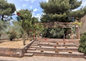 Giardino - Villa VIA SANTA MARIA
 
1, Belmonte Mezzagno - foto 26