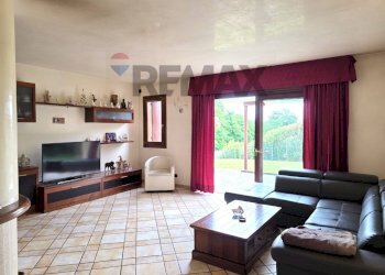 Soggiorno - Casa indipendente Via Rino Colladel
8, San Pietro di Feletto - foto 15