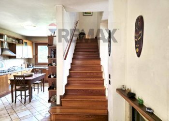 Scale - Casa indipendente Via Rino Colladel
8, San Pietro di Feletto - foto 17
