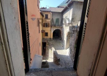 Edificio all\'aperto - Casa semi indipendente via canova
 
30, Brienno - foto 8