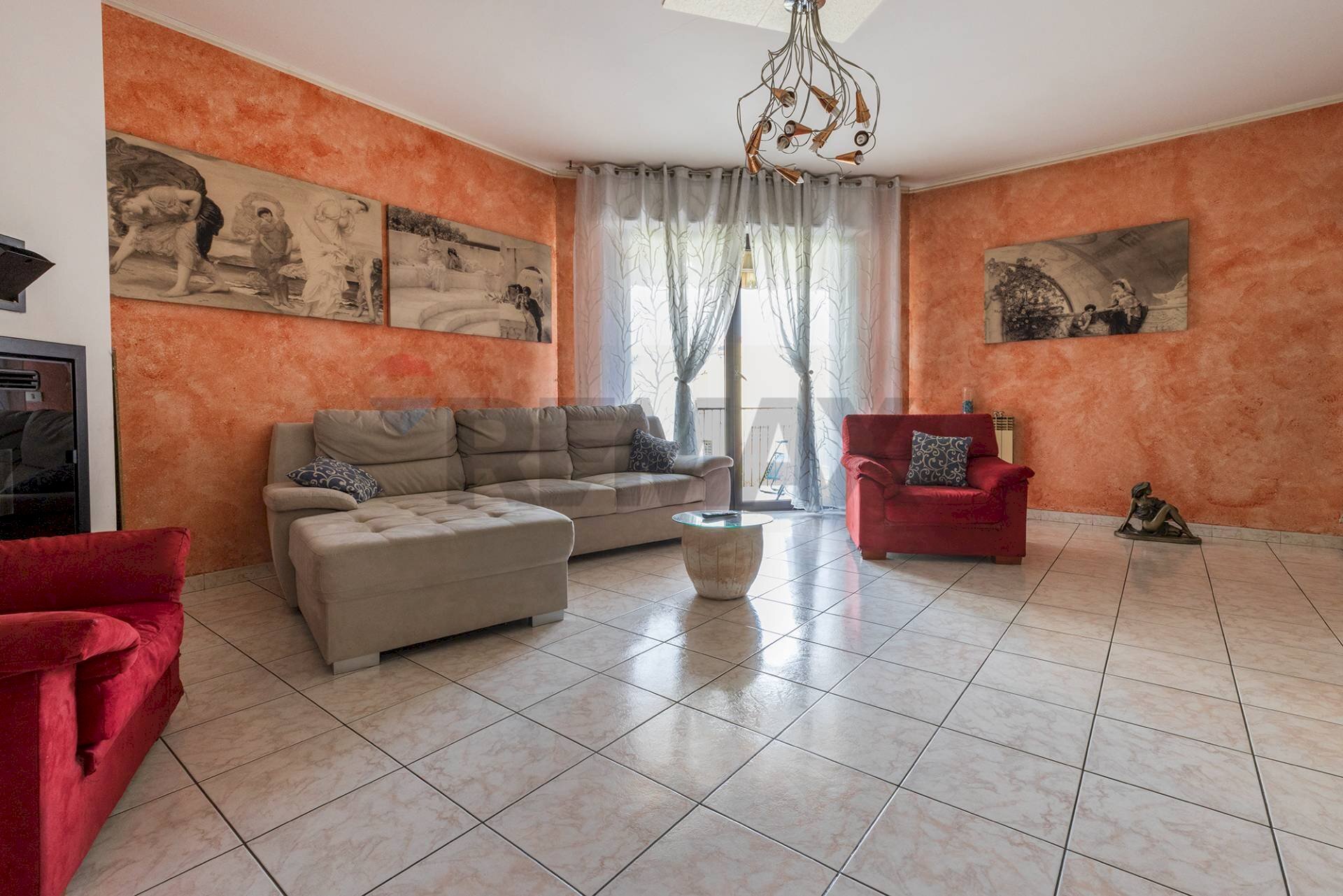Soggiorno - Four-room apartment Via XX Settembre
62, Cardano al Campo - photo 3