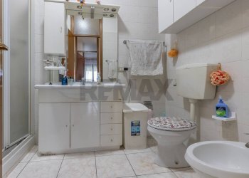 Bagno - Four-room apartment Via XX Settembre
 
62, Cardano al Campo - photo 22