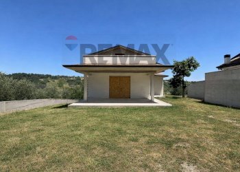 Casa all\'aperto - Villa strada provinciale San Salvatore
 
snc, Chieti - foto 1