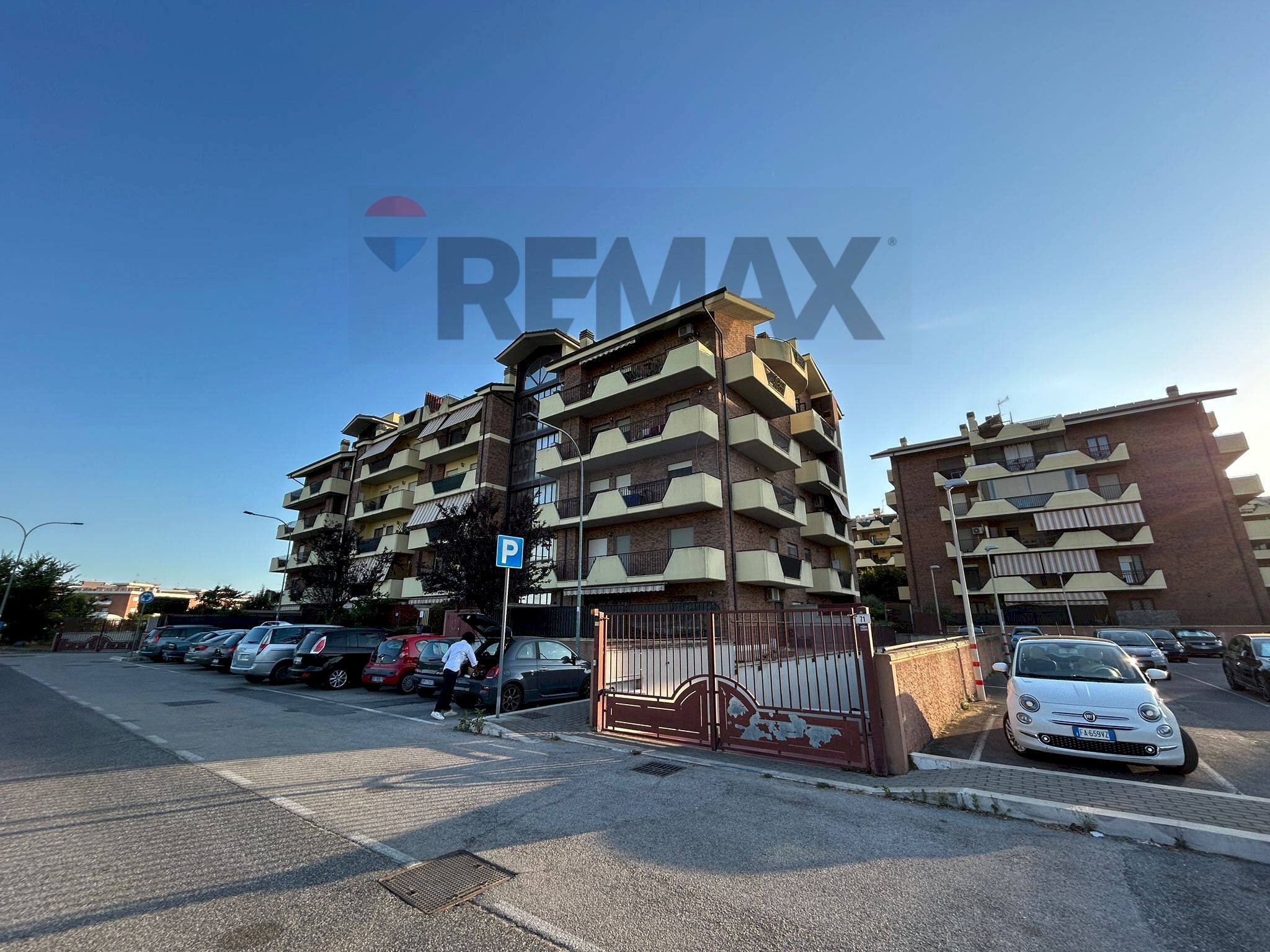 Edificio all\'aperto - Bilocale Via Caltanissetta
 
69, Aprilia - foto 1