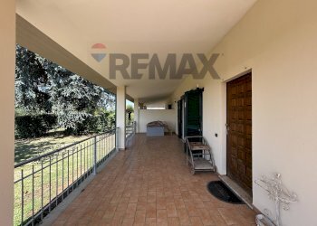 Terrazza - Semi-detached house via retarola
 
101, Velletri - photo 55