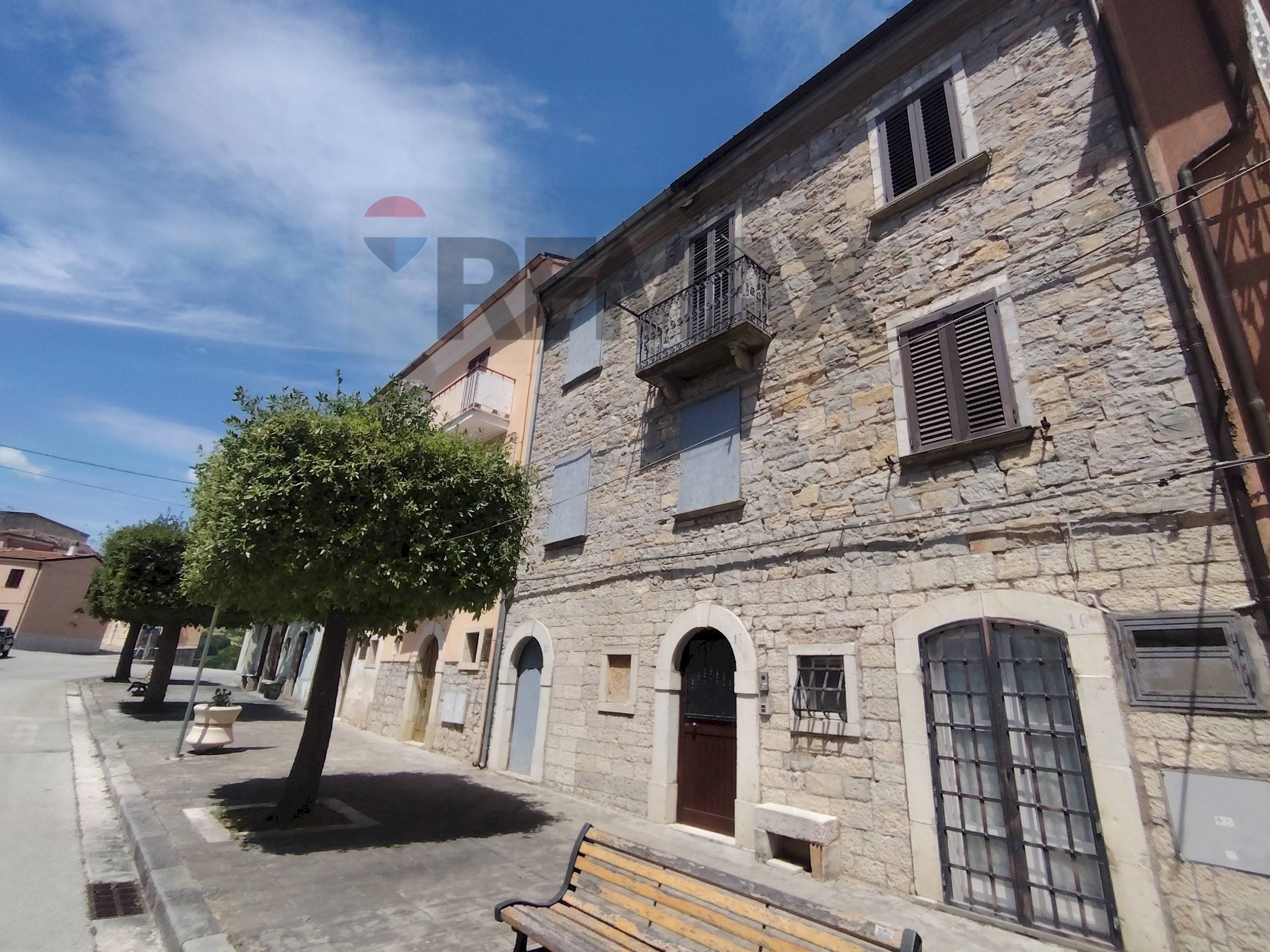 Edificio all\'aperto - Casa semi indipendente Corso Giuseppe Garibaldi
12, Sant'Elena Sannita - foto 3
