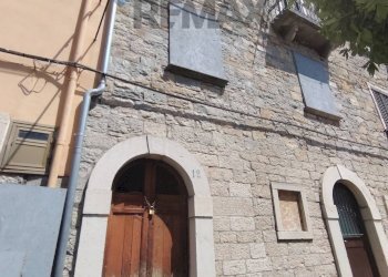 Edificio all\'aperto - Casa semi indipendente Corso Giuseppe Garibaldi
12, Sant'Elena Sannita - foto 4
