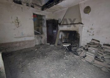 Stanza vuota - Casa semi indipendente Corso Giuseppe Garibaldi
12, Sant'Elena Sannita - foto 20
