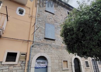 Edificio all\'aperto - Casa semi indipendente Corso Giuseppe Garibaldi
12, Sant'Elena Sannita - foto 28